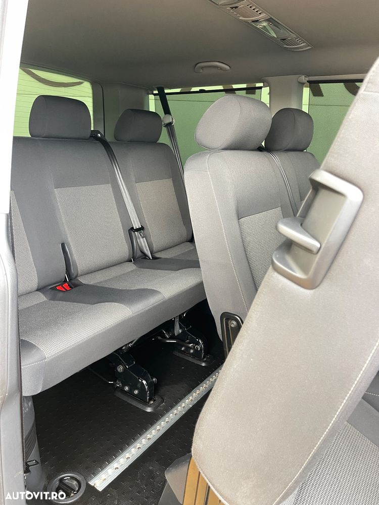 Volkswagen Caravelle - 24