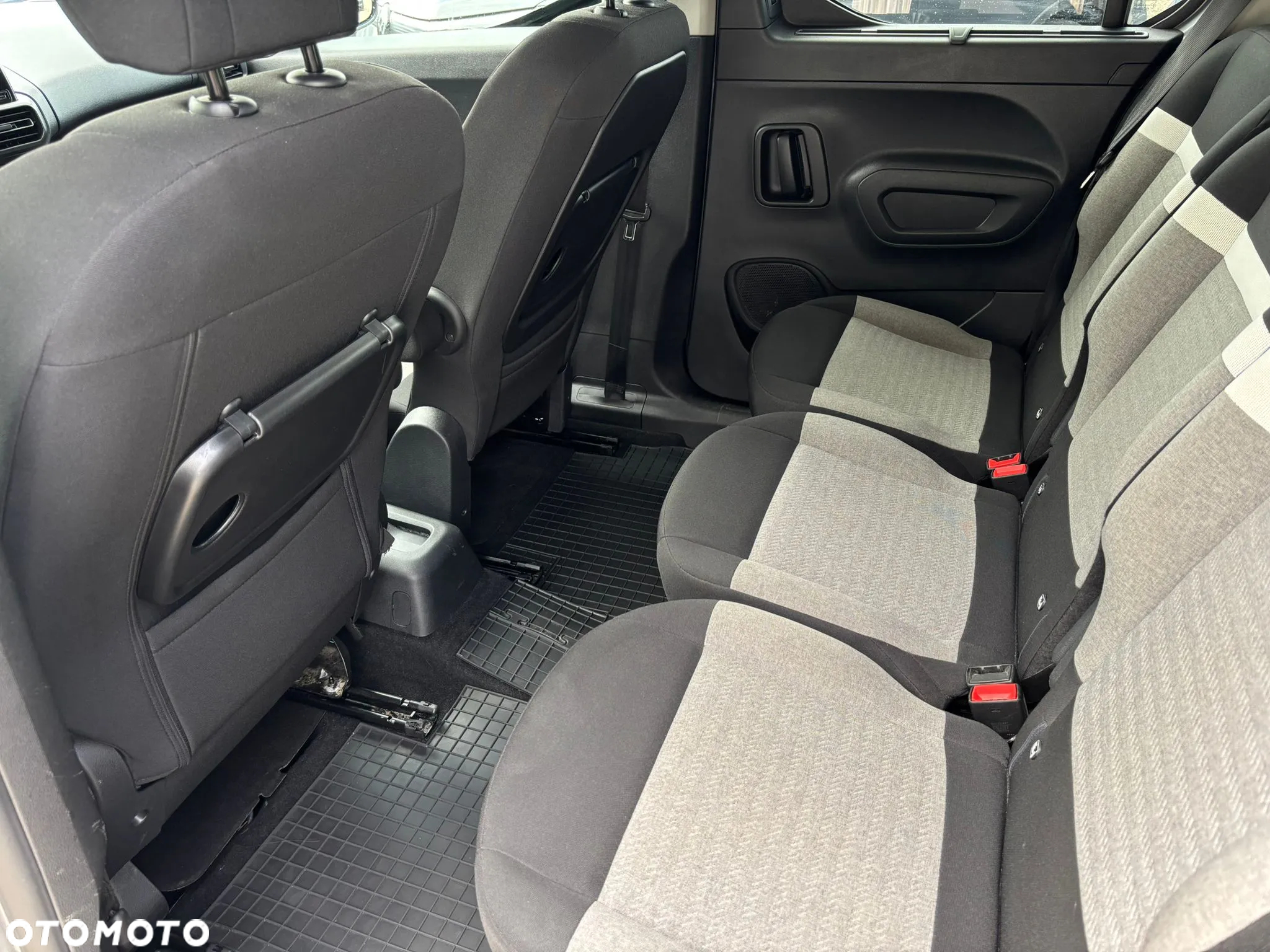 Citroën Berlingo XL 1.5 BlueHDI Shine S&S - 28