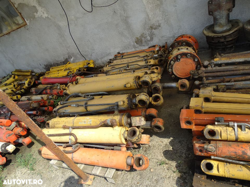 Cilindri excavator Atlas 1304 - 4