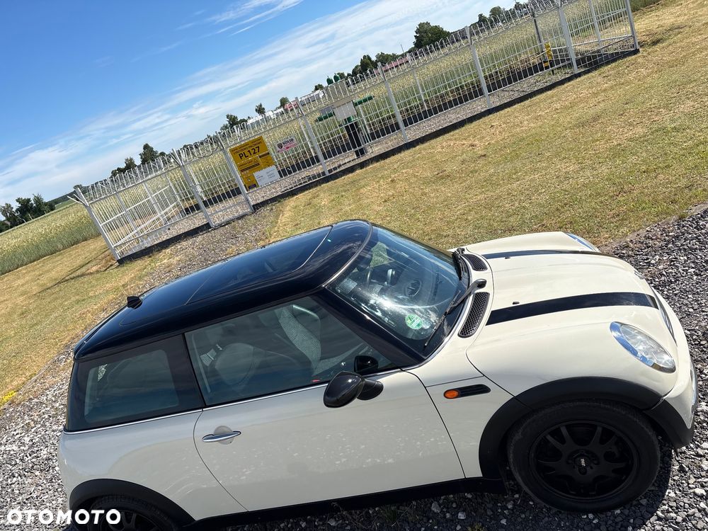 MINI Cooper Seven - 34