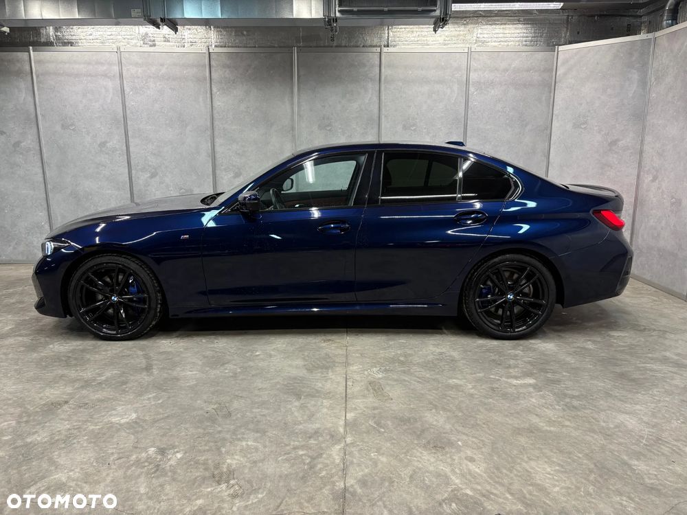 BMW Seria 3 330i xDrive M Sport sport - 3