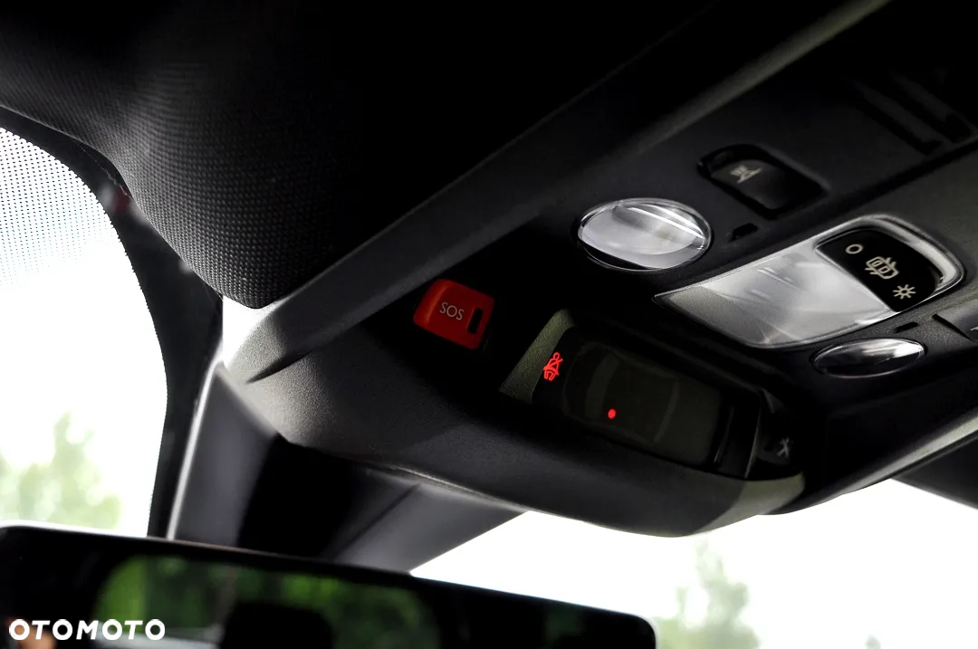 Peugeot 5008 PureTech 180 EAT8 Stop & Start GT Pack - 30