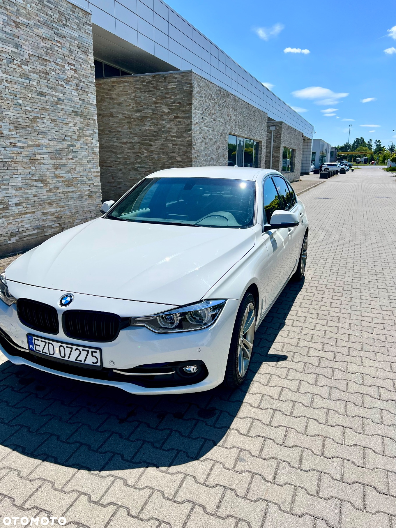 BMW Seria 3 330i Sport Line Shadow - 4