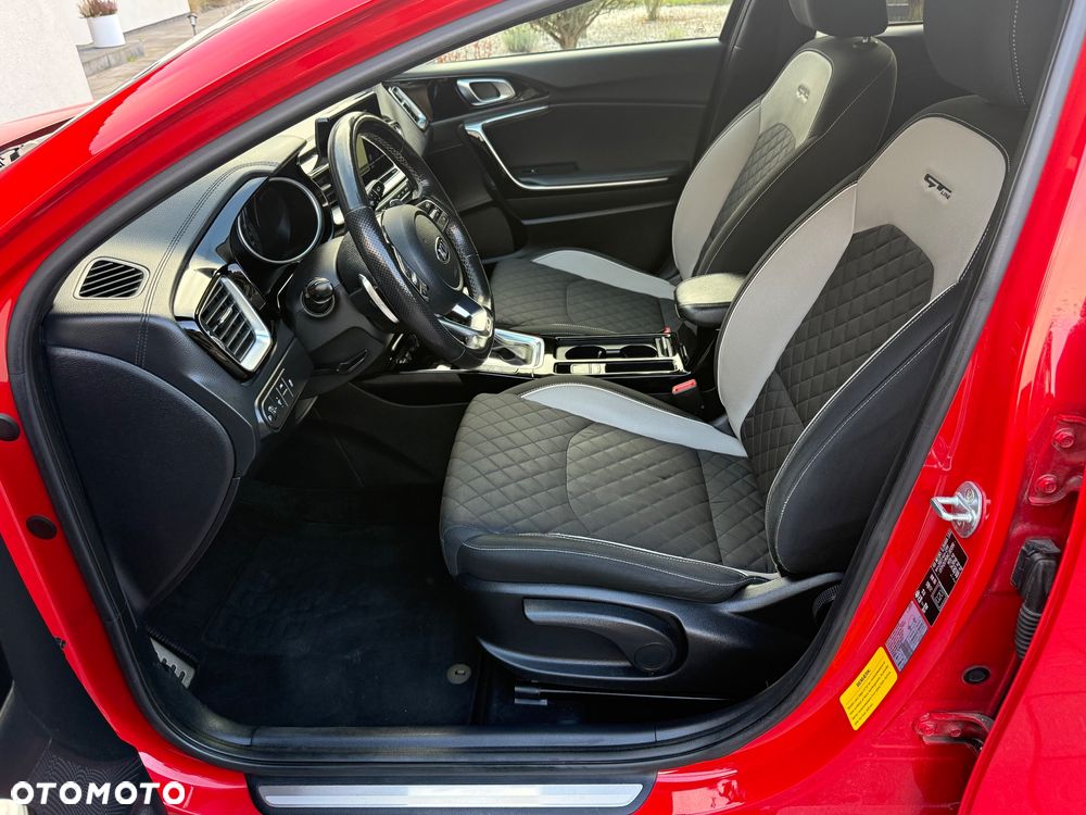 Kia ProCeed 1.6 CRDi DCT7 SCR GT LINE - 16