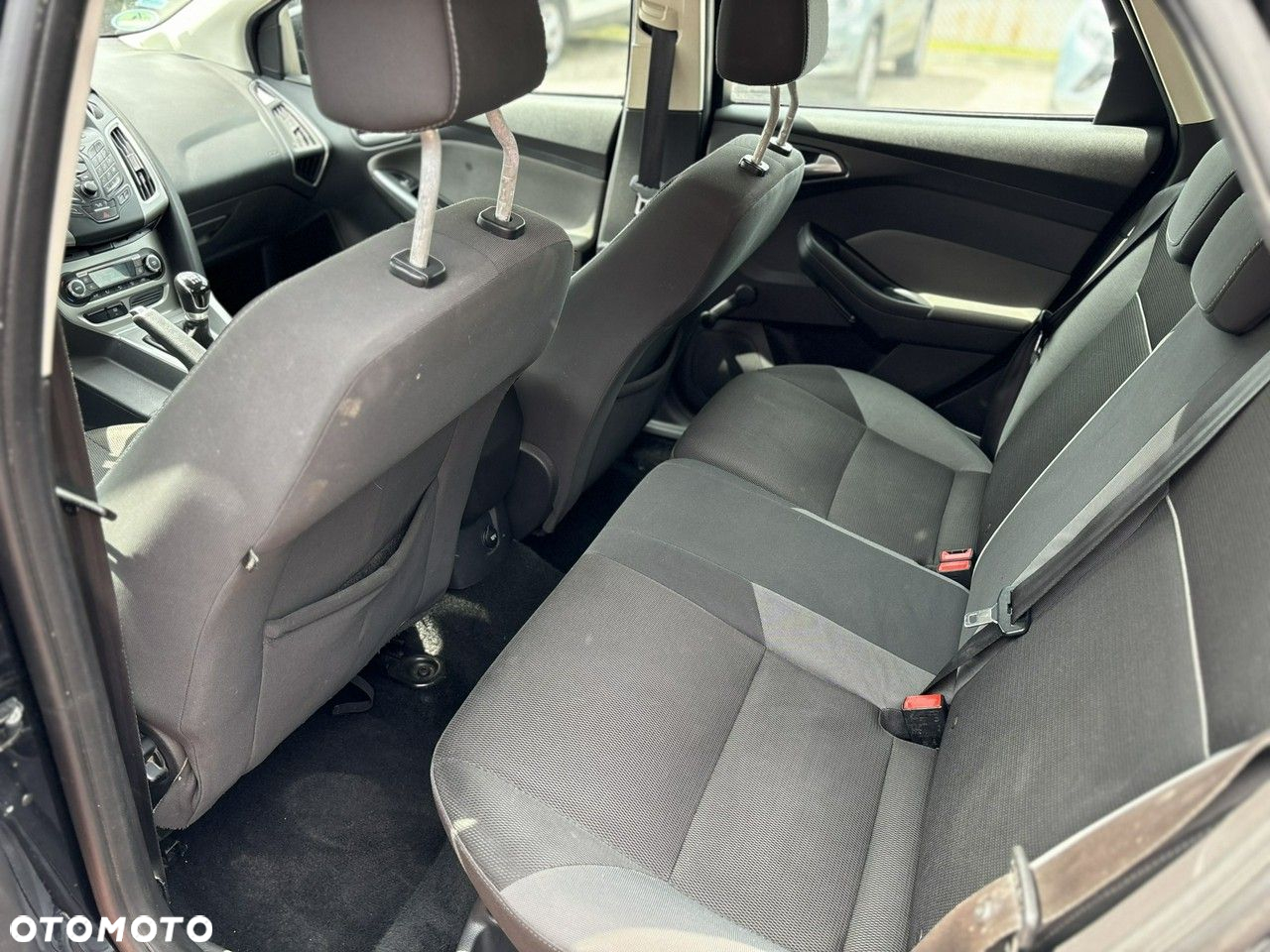 Ford Focus 1.6 Ambiente - 21