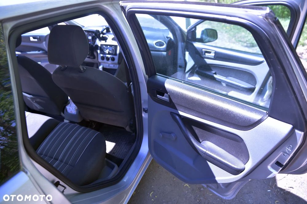 Ford Focus 1.6 TDCi Trend - 17