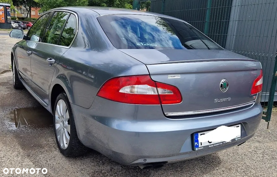 Skoda Superb 2.0 TSI Ambition DSG - 5
