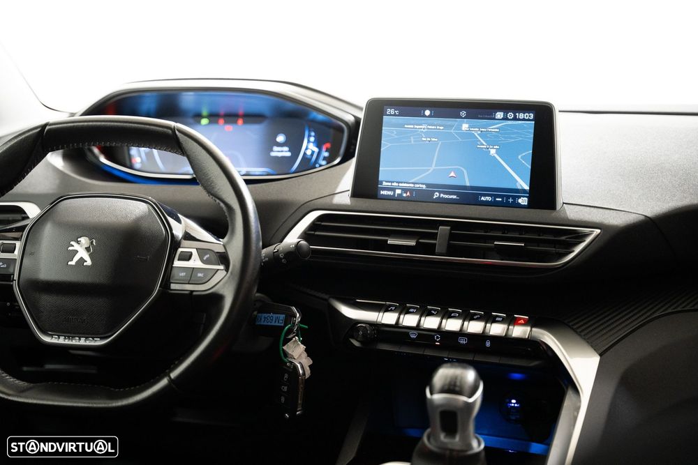 Peugeot 3008 1.2 PureTech Active - 11