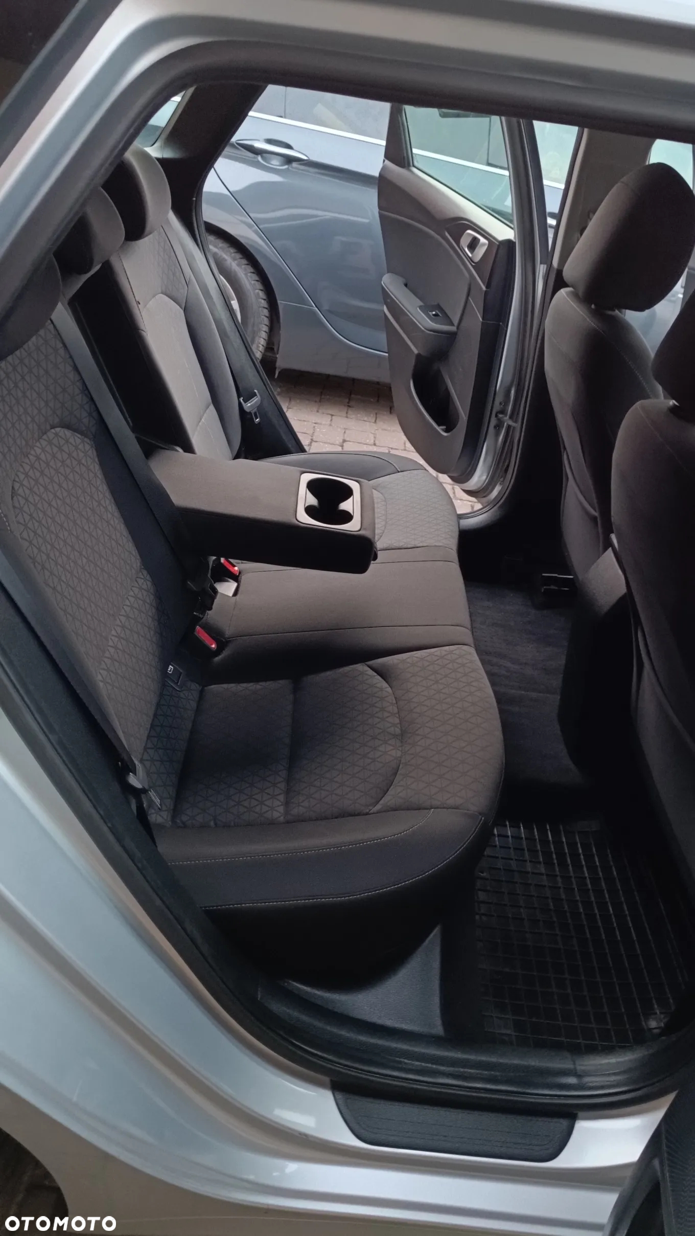 Kia Ceed 1.6 CRDi SCR M DCT - 30
