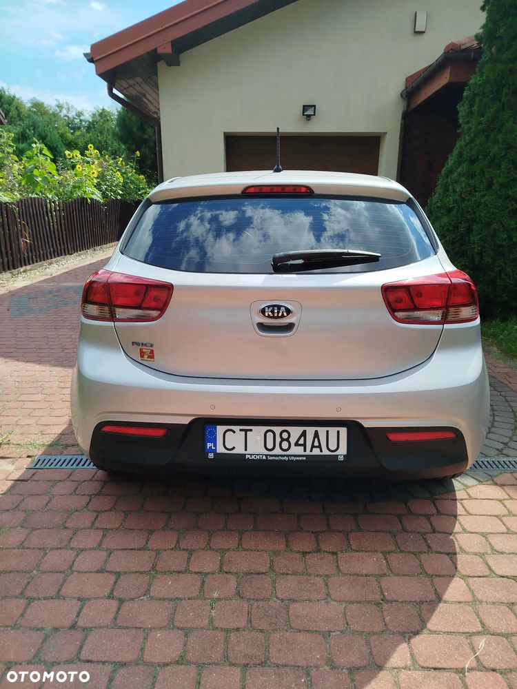 Kia Rio 1.2 M - 7