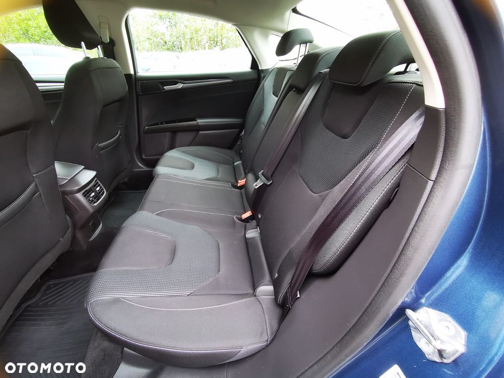 Ford Mondeo 2.0 Hybrid Titanium - 10