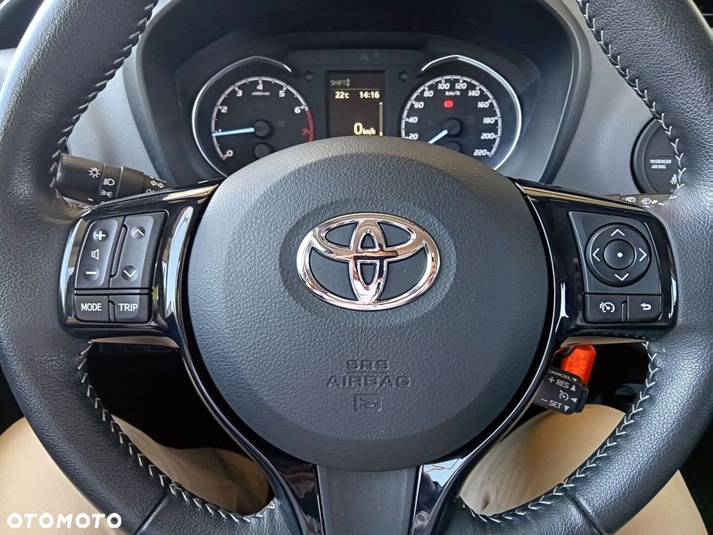 Toyota Yaris - 17