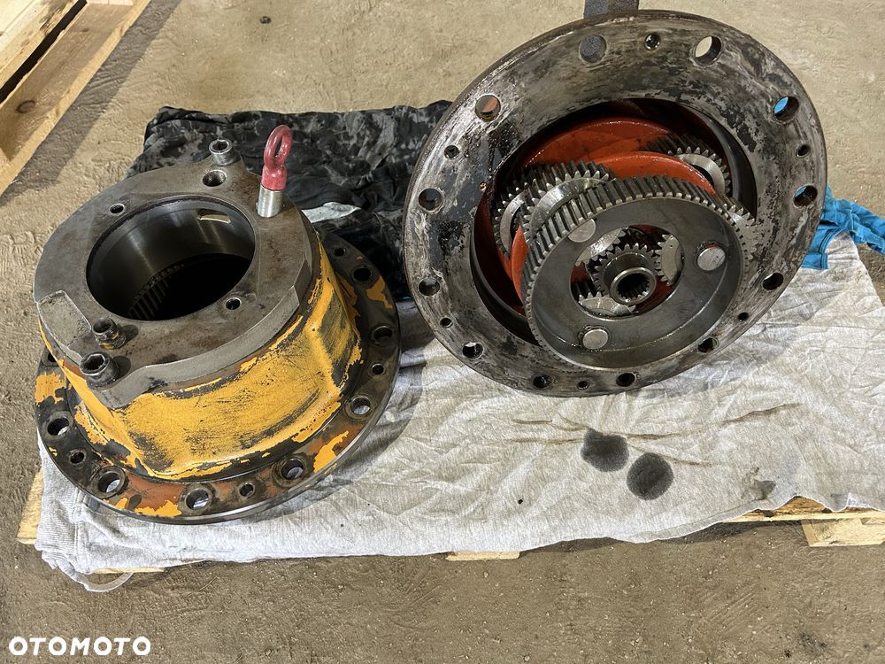 Liebherr Reduktor obrotu do koparki Liebherr A902 - 4