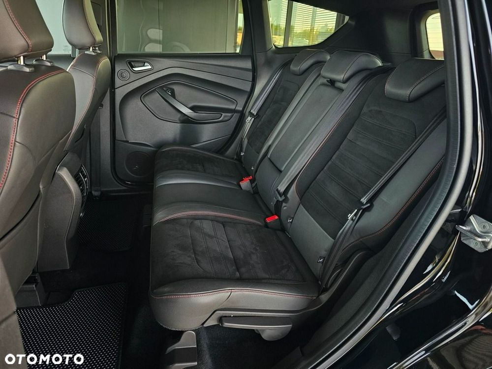 Ford Kuga - 34