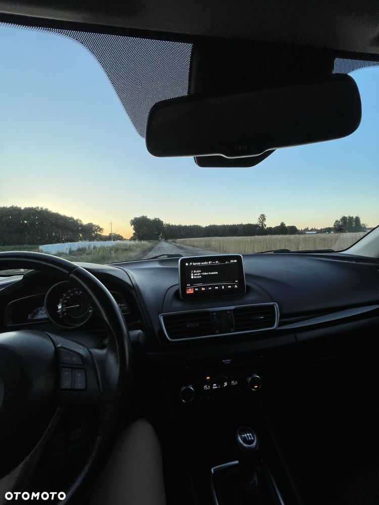 Mazda 3 - 4