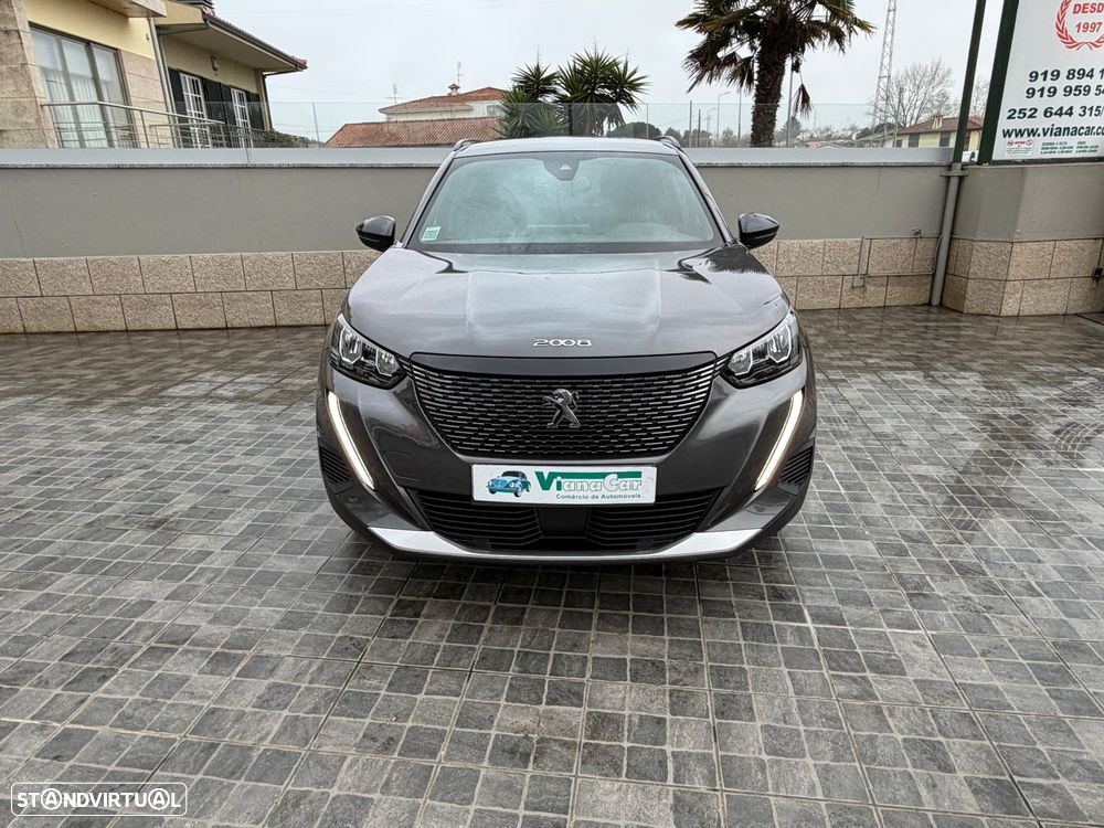 Peugeot 2008 1.2 PureTech Allure Pack - 3