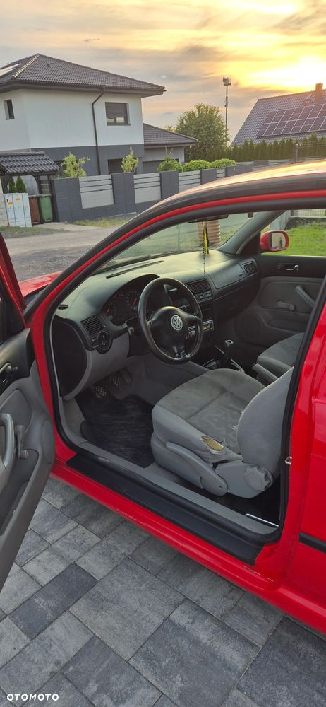 Volkswagen Golf 1.9 TDI Trendline - 5