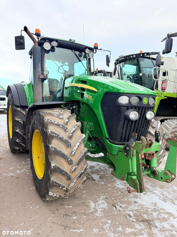 John Deere 7830 - 13