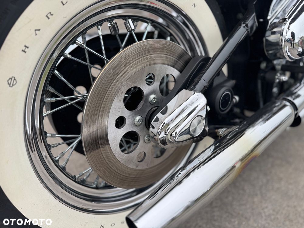 Harley-Davidson Softail Heritage Classic - 15