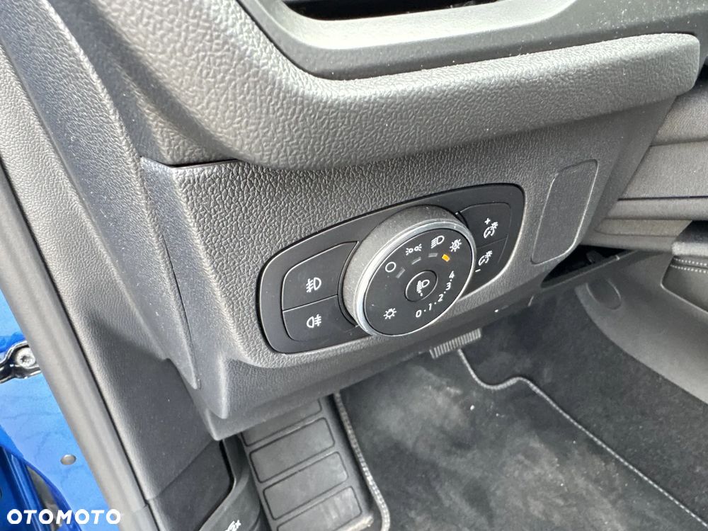 Ford Focus 1.0 EcoBoost mHEV Active Style - 11
