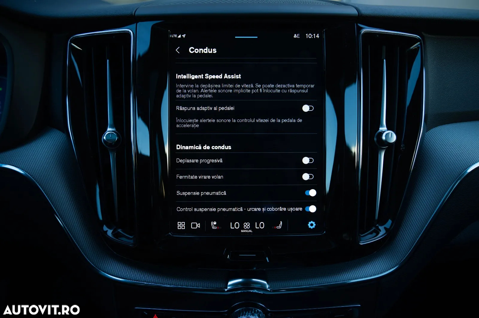 Volvo XC 60 T8 AWD Recharge Plus Dark - 34