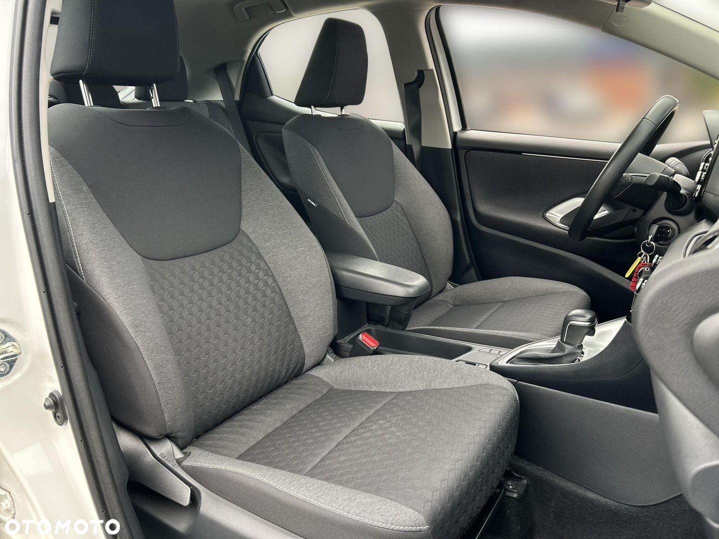 Toyota Yaris Hybrid 1.5 Comfort - 10