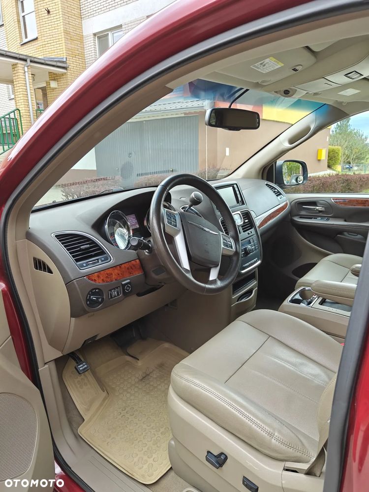 Chrysler Town & Country 3.6 Touring - 12