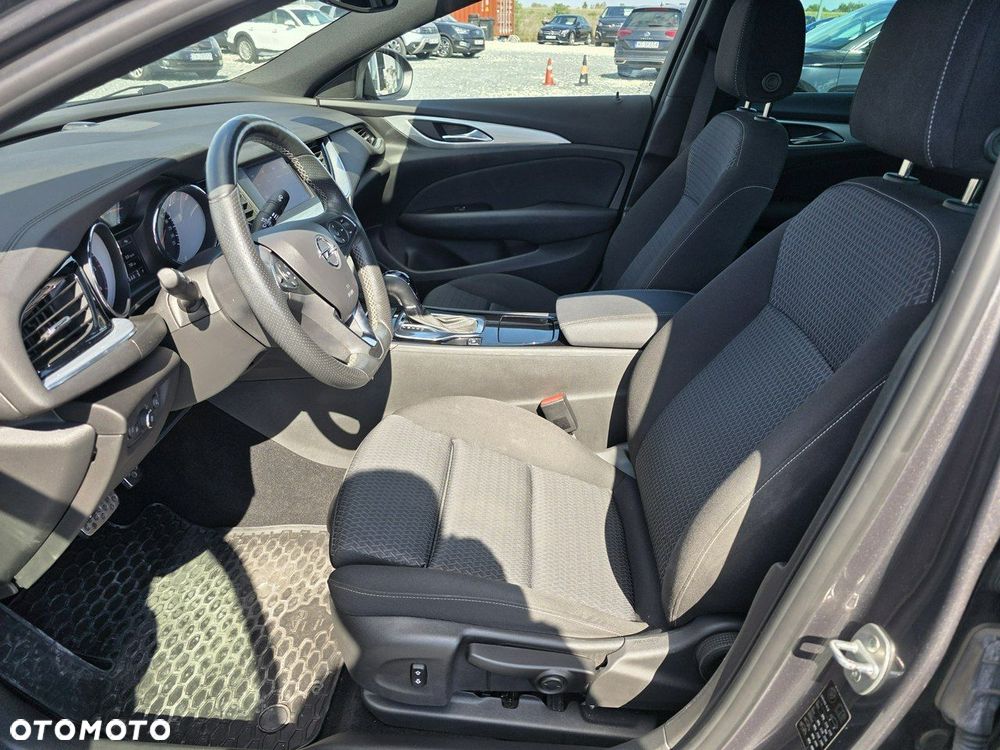 Opel Insignia 2.0 CDTI Business Elegance S&S - 11