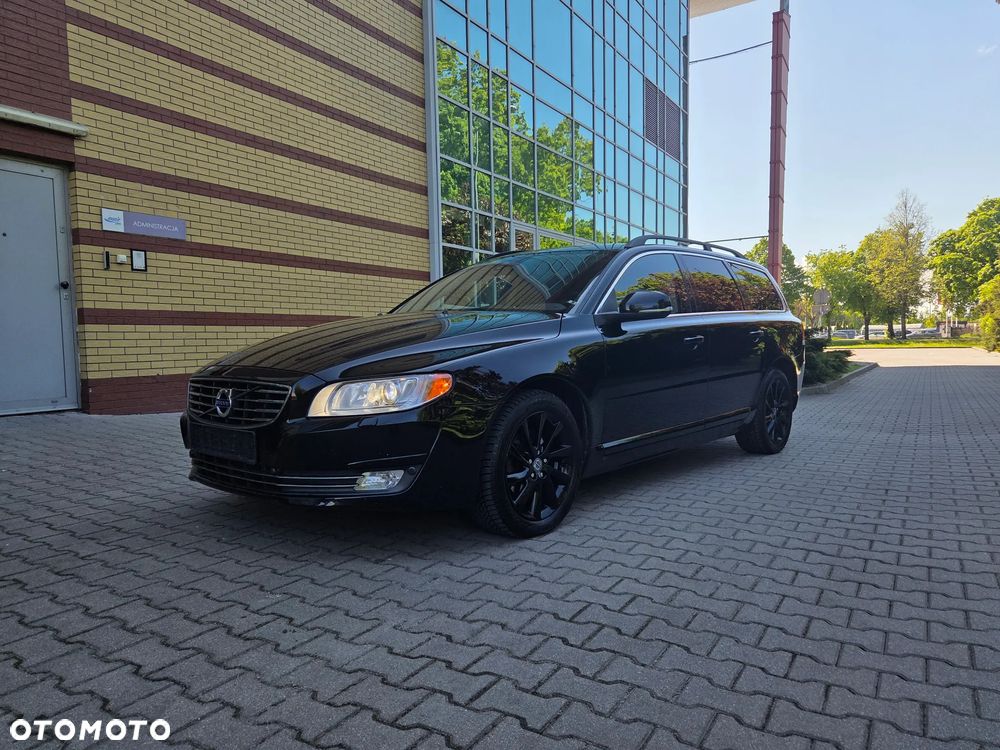Volvo V70 D4 Geartronic Black Edition - 1