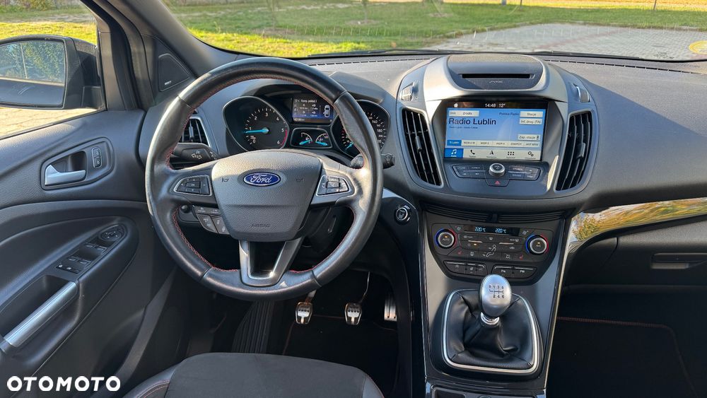 Ford Kuga 2.0 TDCi 4x4 ST-Line - 10