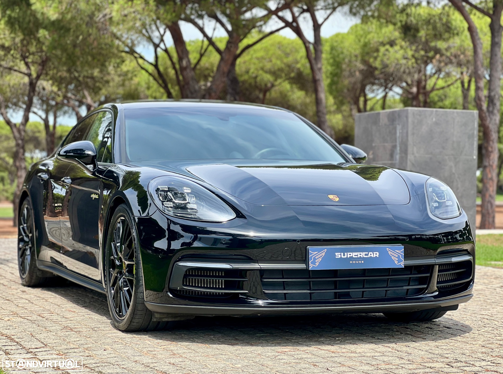Porsche Panamera 4 E-Hybrid - 10