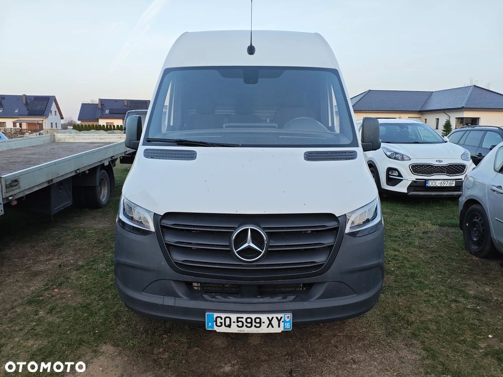 Mercedes-Benz Sprinter - 3