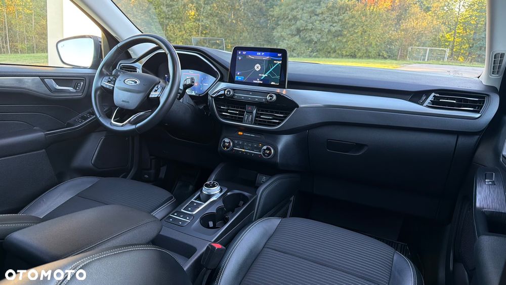 Ford Kuga - 27