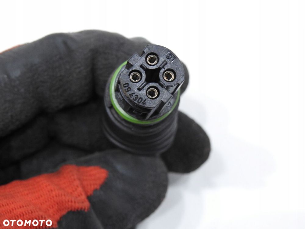 CZUJNIK STUKOWY BMW E90 E91 2.0 - 5