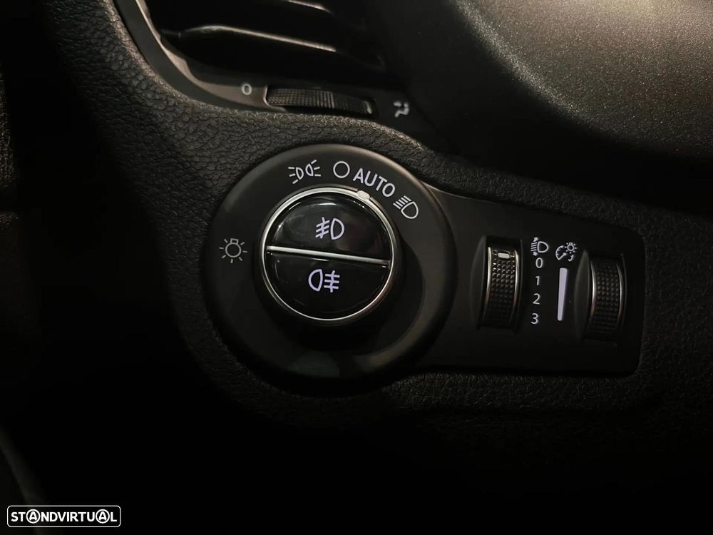 Fiat 500X 1.6 MJ City Cross J18 S&S - 36
