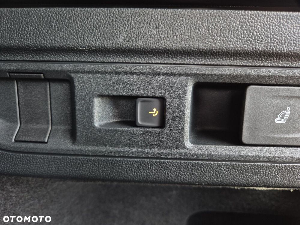 Volkswagen Passat 1.5 TSI EVO Business DSG - 36