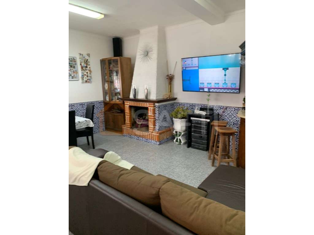 Vila Nova da Barquinha: Casa , Escritório e Alojamento Local num Só... - Grande imagem: 2/18