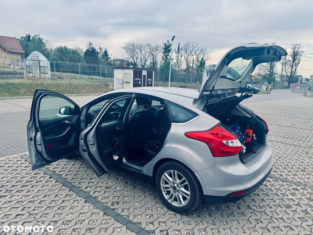 Ford Focus 1.6 EcoBoost Titanium - 11