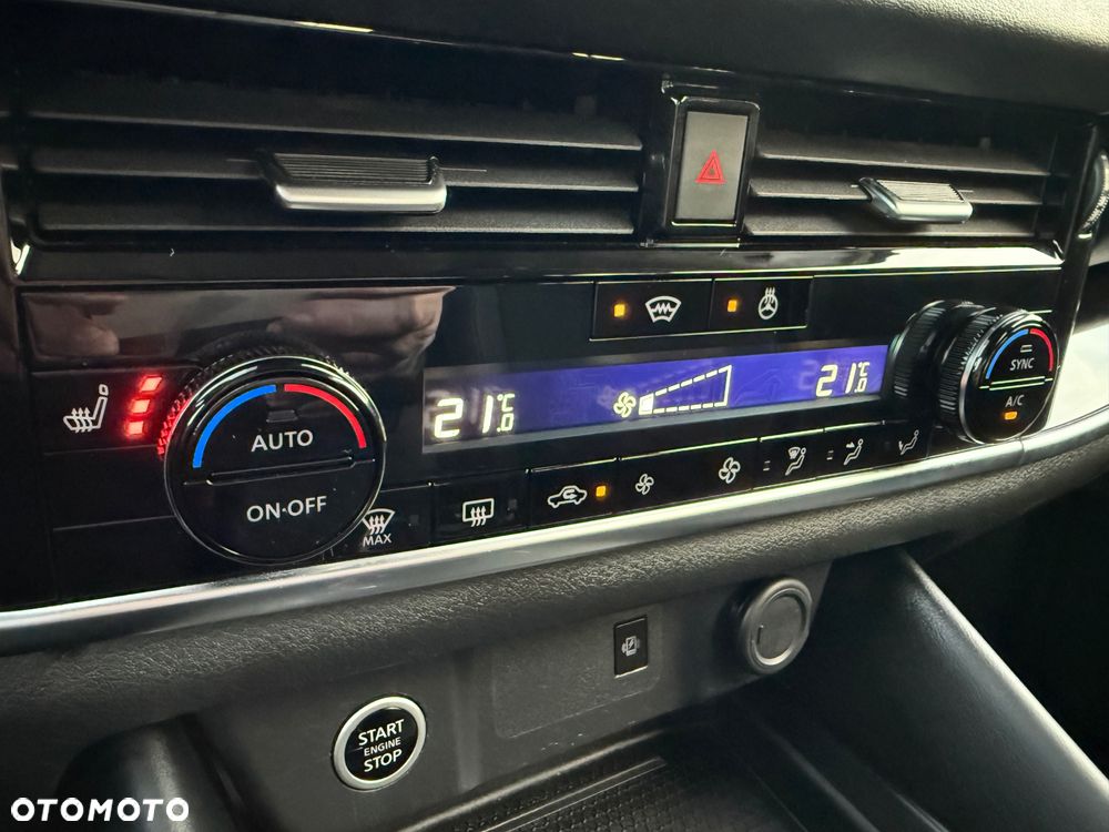 Nissan Qashqai 1.3 DIG-T MHEV Xtronic N-Connecta - 25