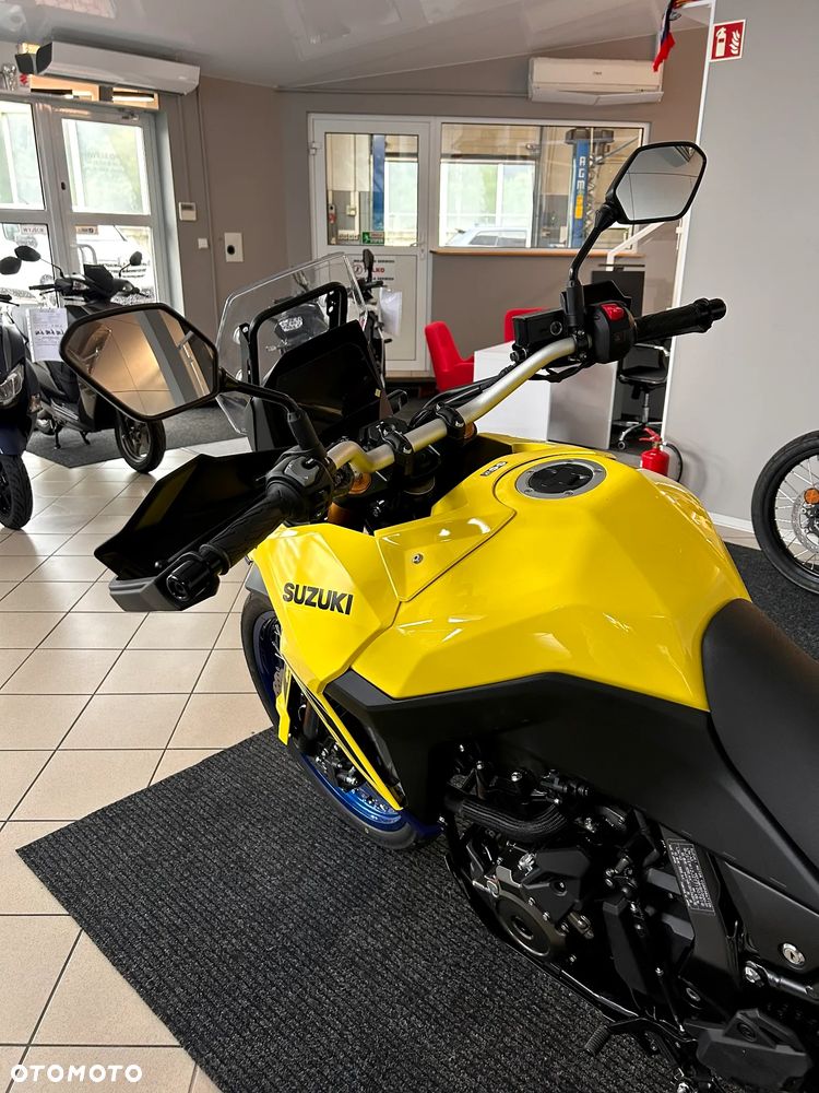 Suzuki V-STROM - 3