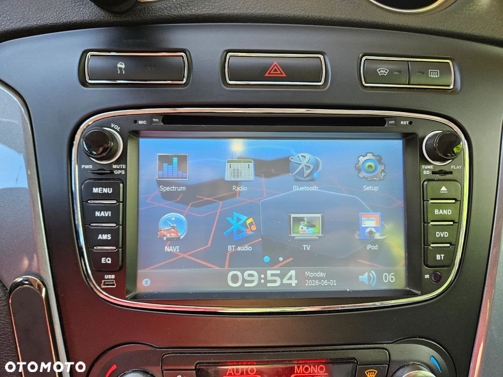 Ford Mondeo 2.0 Ambiente - 34