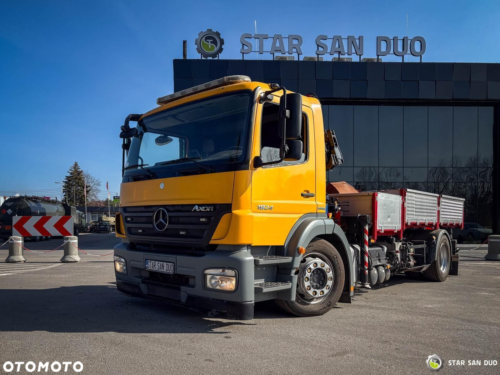 Mercedes-Benz AXOR 1824 4x2 HMF 975 HDS Żuraw Wywrotka Rotator - 4