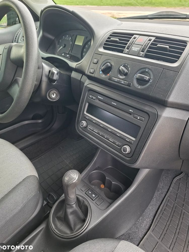 Skoda Fabia 1.2 HTP Ambition - 22