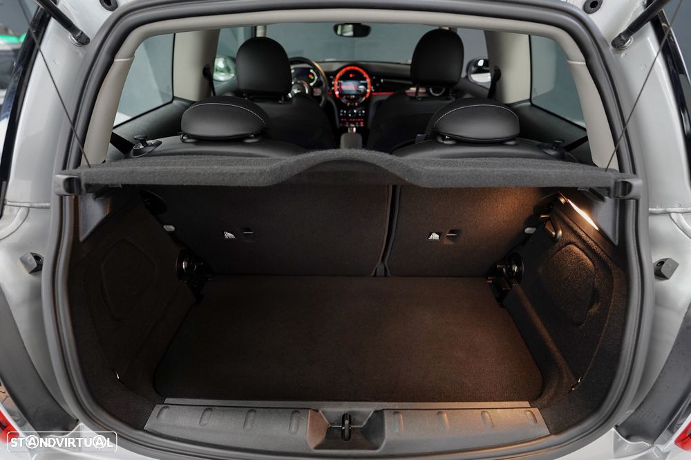 MINI 3 Portas Cooper SE Premium Essential - 29
