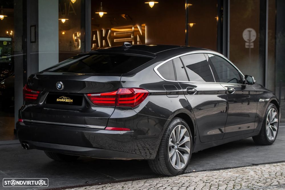 BMW 520 Gran Turismo d Line Luxury - 7