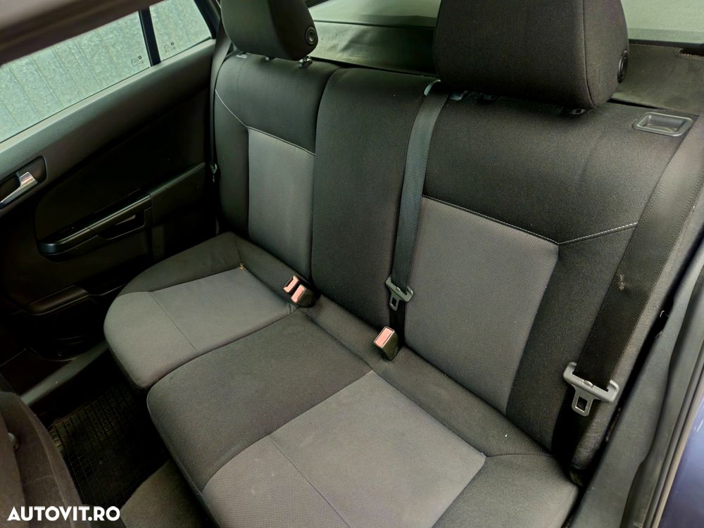 Opel Astra 1.7 CDTI Caravan DPF (119g) Edition - 8