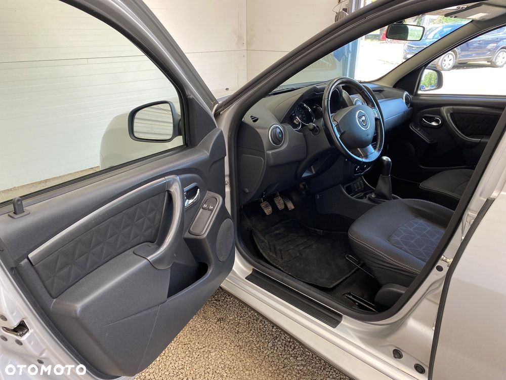 Dacia Duster 1.6 Laureate - 7