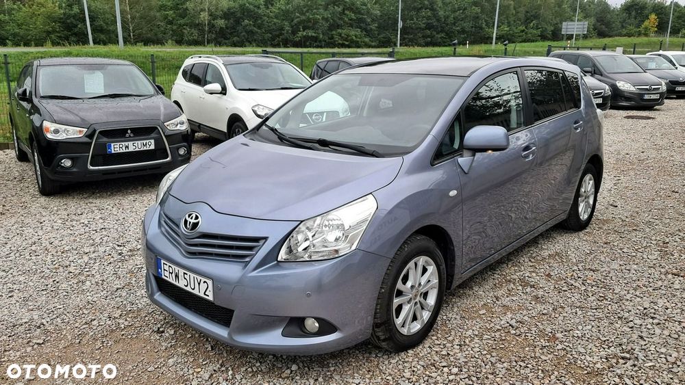 Toyota Verso 1.6 5-Sitzer Comfort - 1