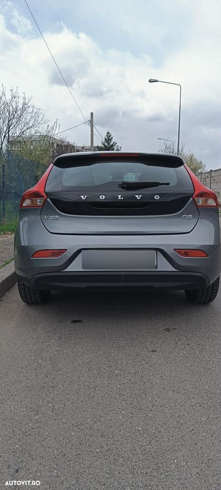 Volvo V40 - 2