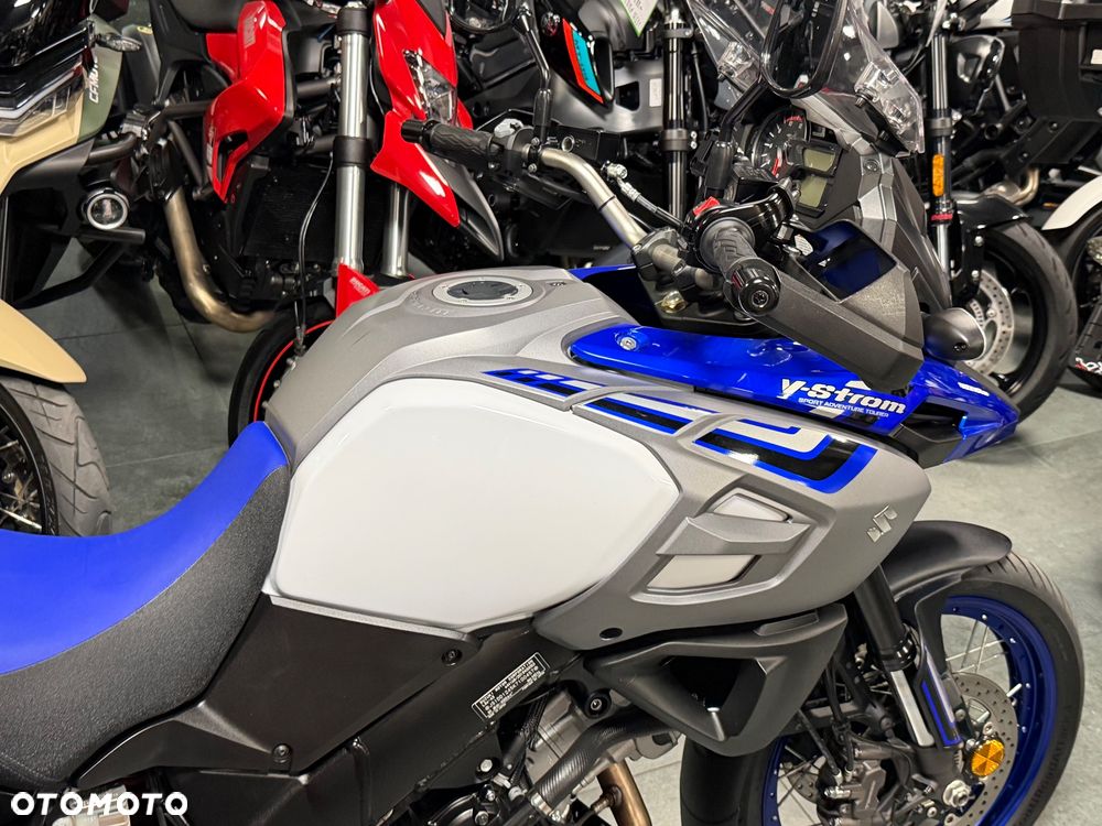 Suzuki V-STROM - 14